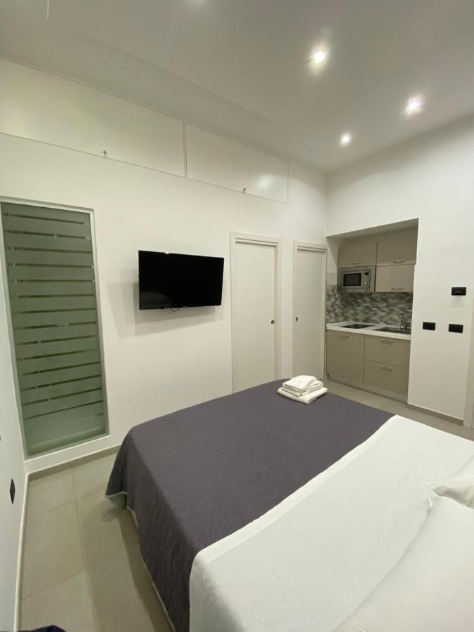 Room25mq * Cercola